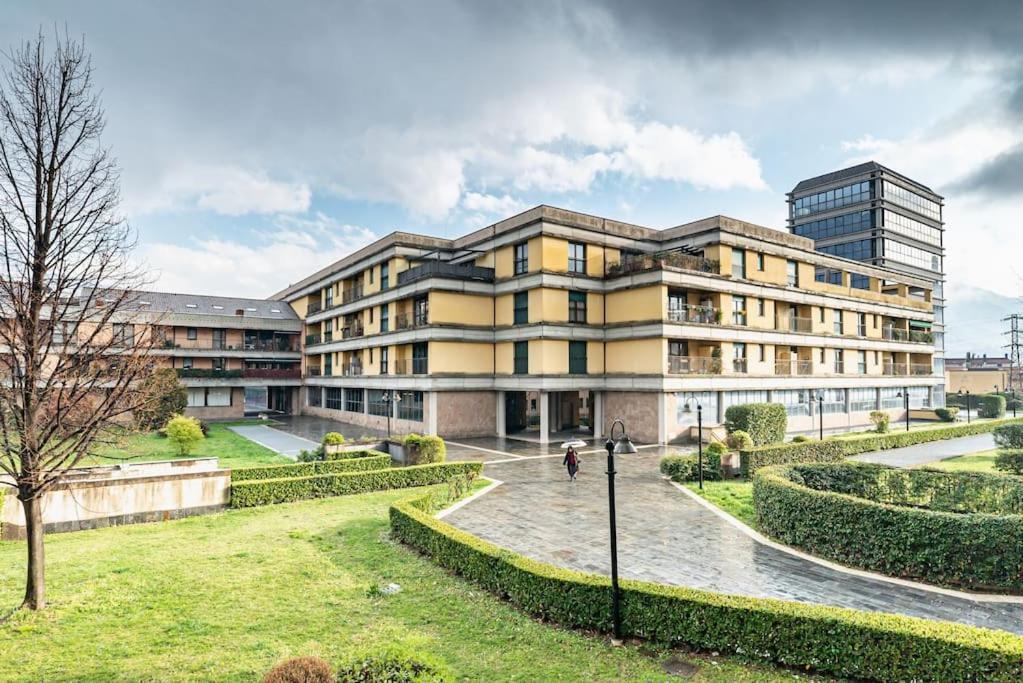Broletto Park Apartment - Affitti Brevi Italia Lecco Eksteriør bilde