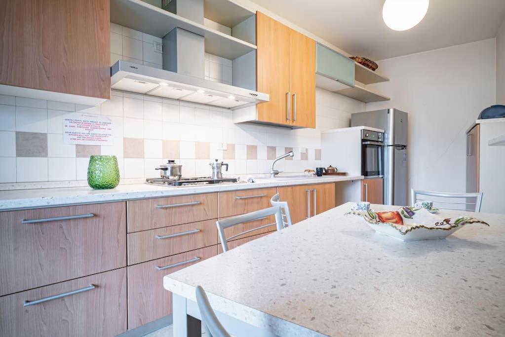 Broletto Park Apartment - Affitti Brevi Italia Lecco Eksteriør bilde
